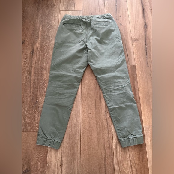 Old Navy Men’s Modern Jogger - Picture 2 of 5